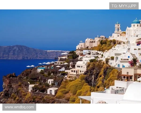 天堂隔壁：一场关于灵魂的奢华漫游